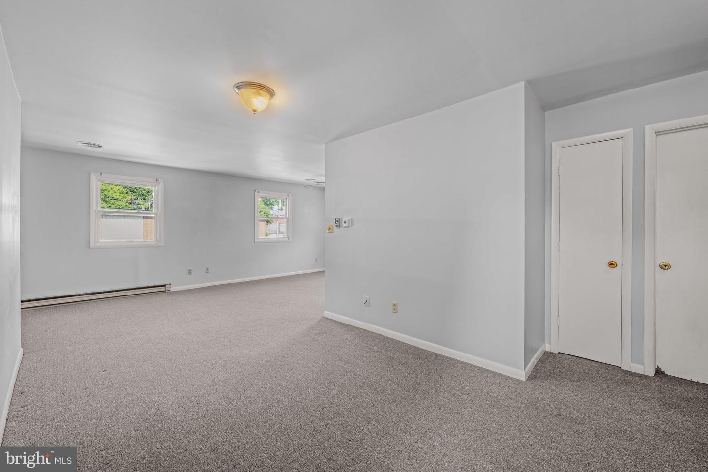 168 N Washington St #200 Property Photo 5
