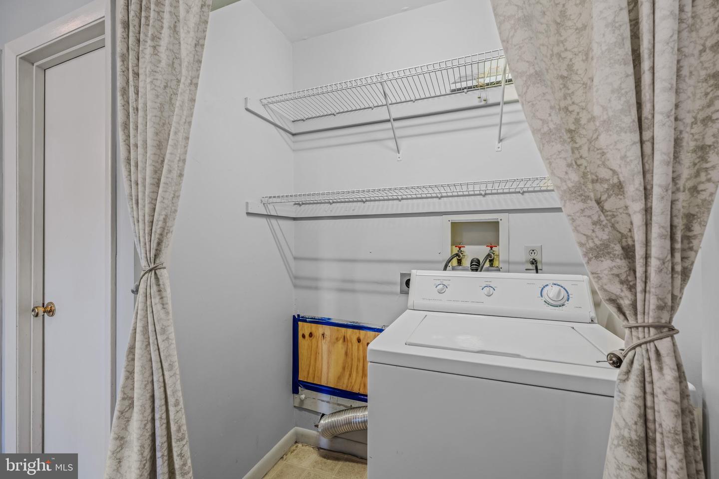 168 N Washington St #200 Property Photo 14