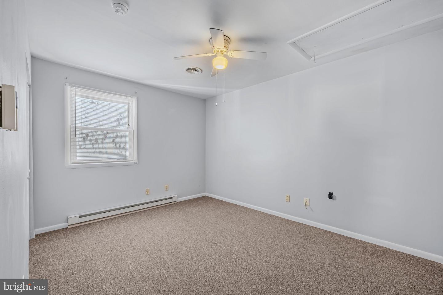 168 N Washington St #200 Property Photo 15