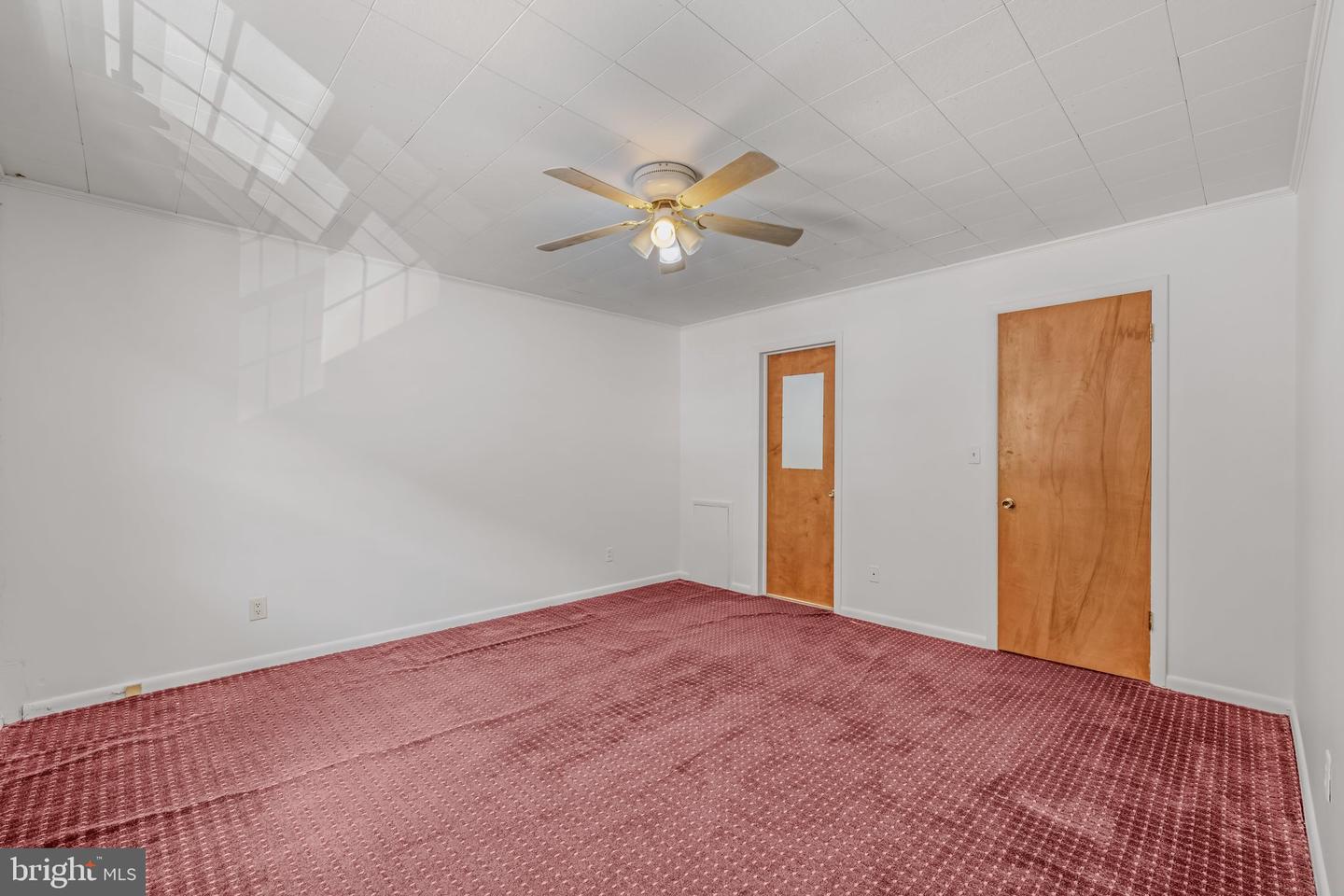 268 Wilkes St #1 Property Photo 16