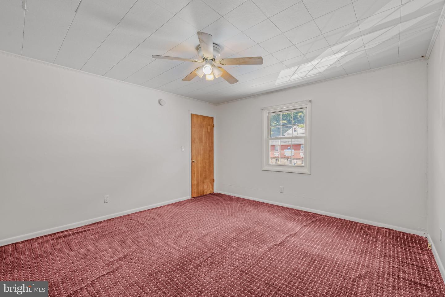 268 Wilkes St #1 Property Photo 17