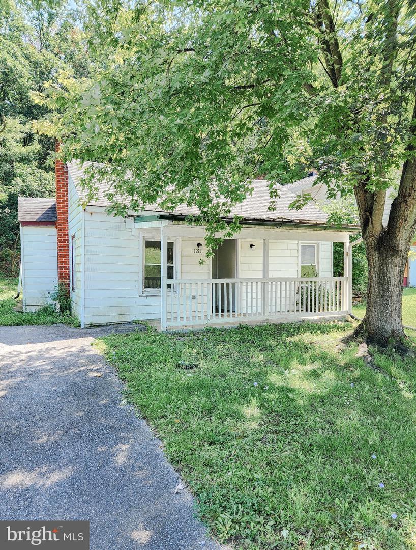 3273 Valley Rd Property Photo 1