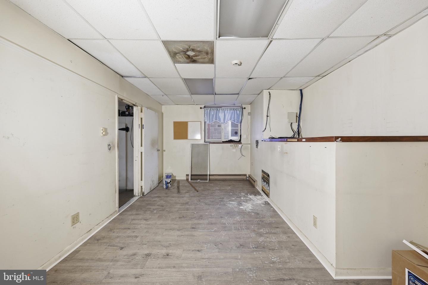 33 Washington St N Property Photo 35