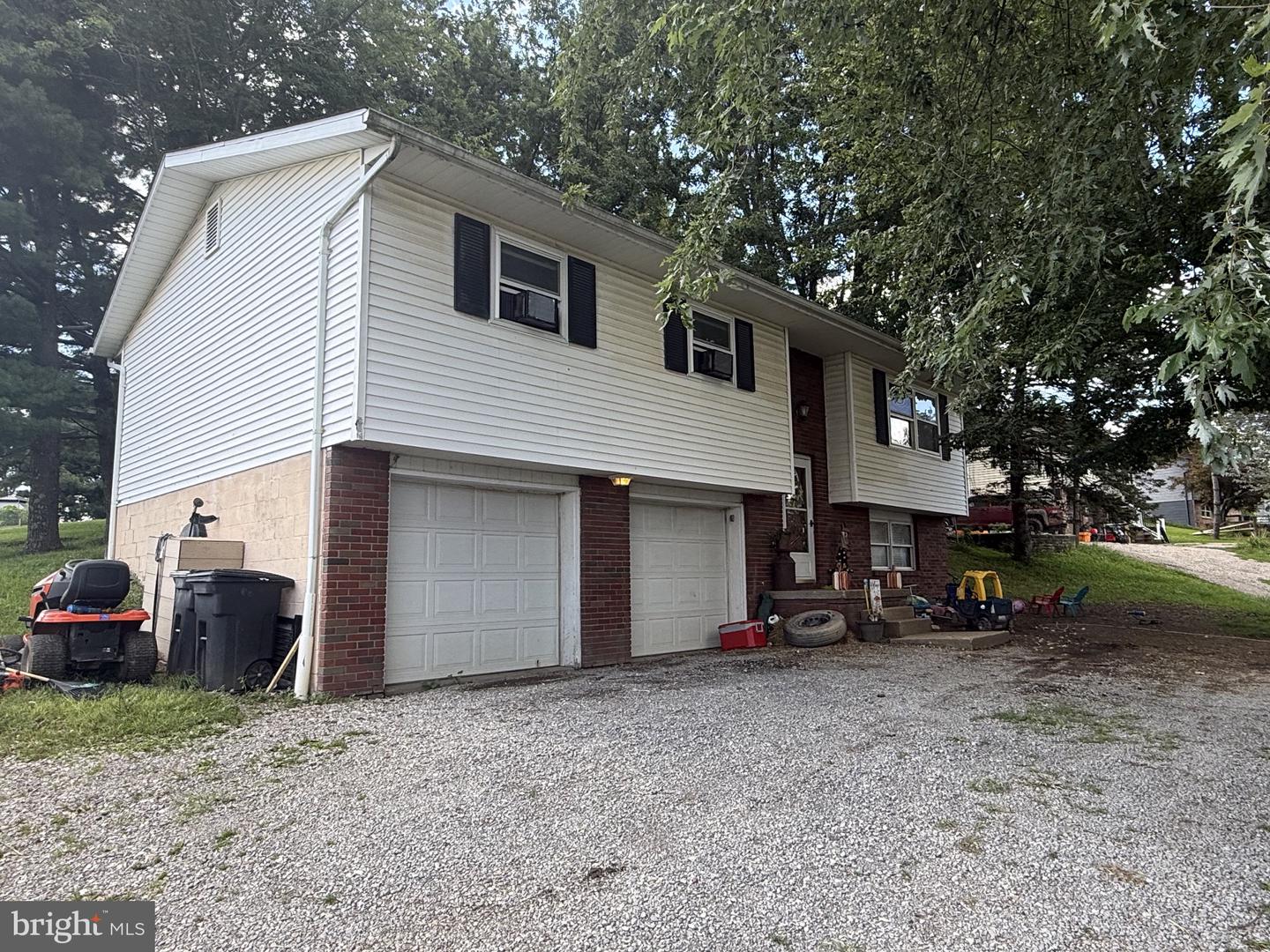 105 PINE KNOLL ACRES