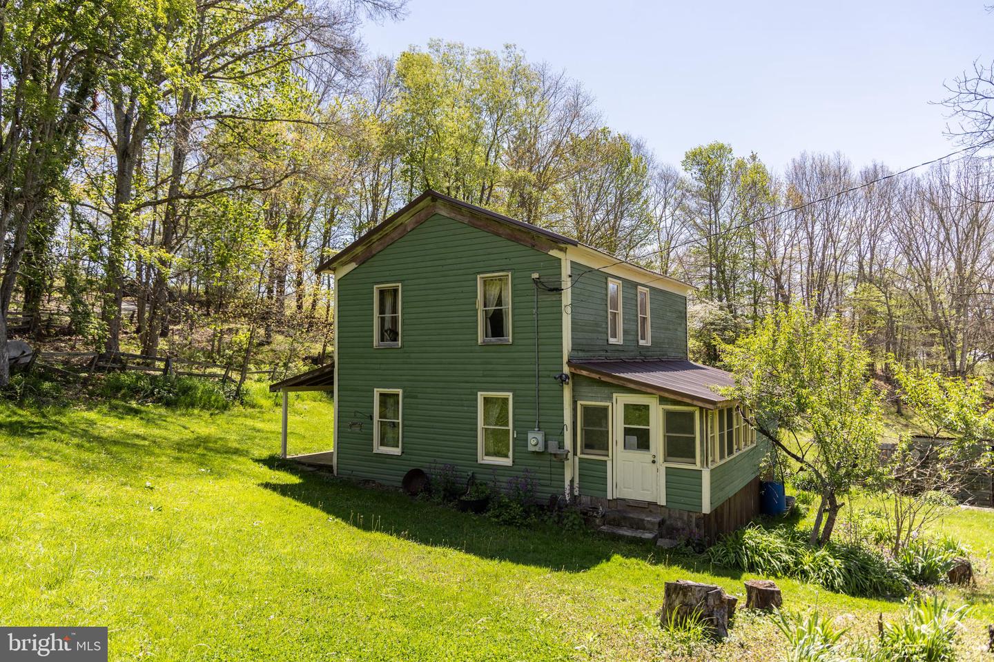 2084 Little Italy Rd Property Photo 19