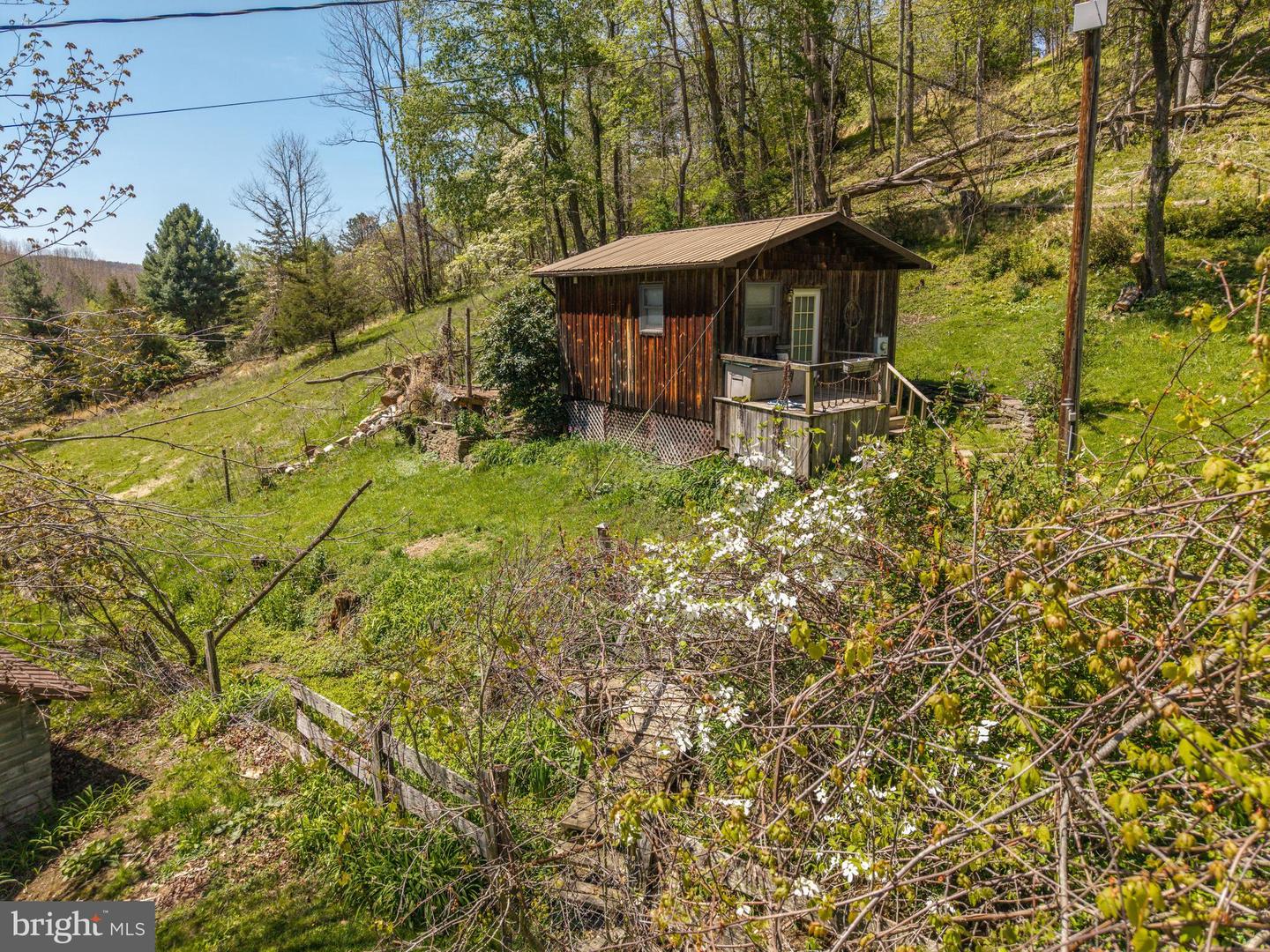 2084 Little Italy Rd Property Photo 49