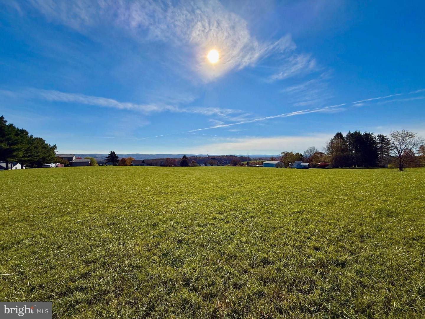 COUNTRY BREEZE DRIVE COUNTRY BREEZE DRIVE