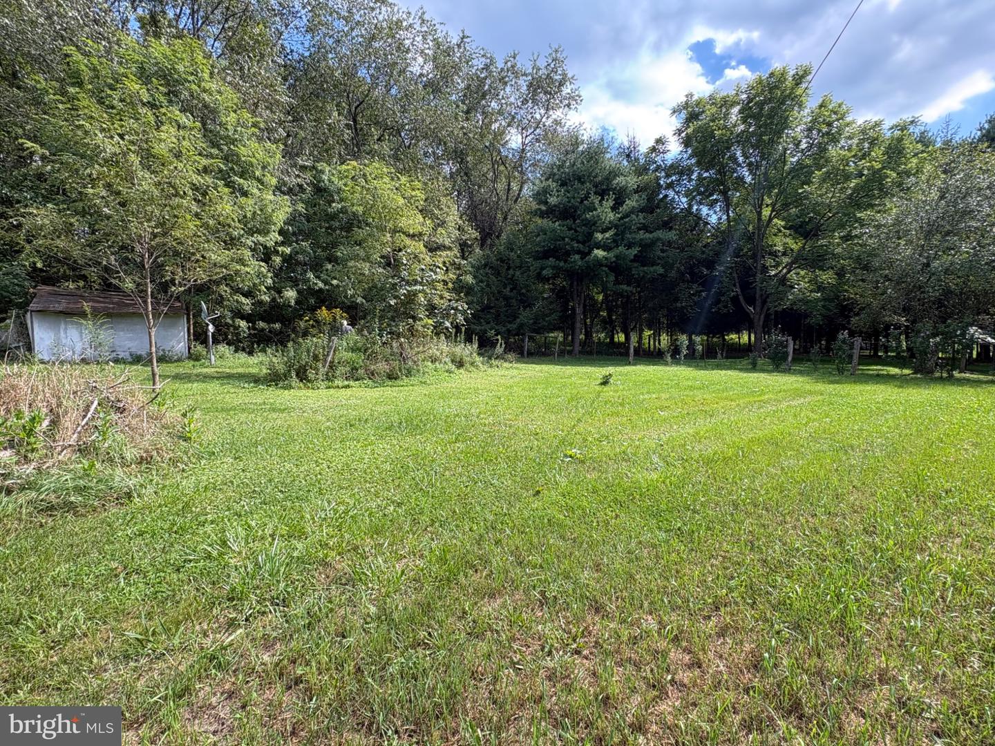 232 Seaford Ln Property Photo 7