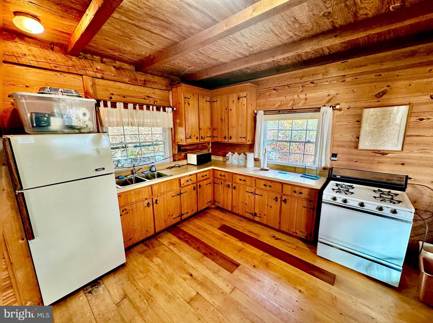483 The High Rd Property Photo 24