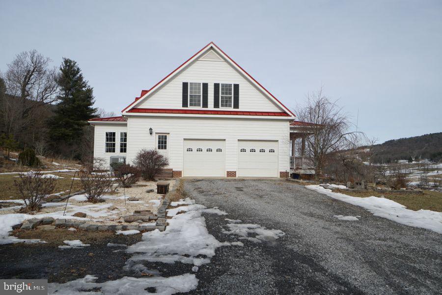 255 Troublesome Valley Rd Property Photo 9