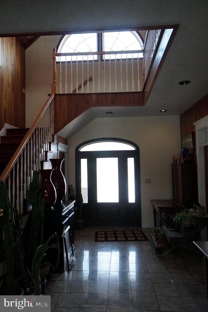 255 Troublesome Valley Rd Property Photo 14