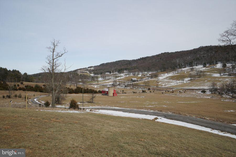 255 Troublesome Valley Rd Property Photo 65