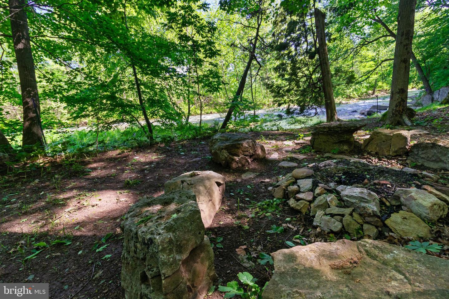 187 Leonard Ln Property Photo 89
