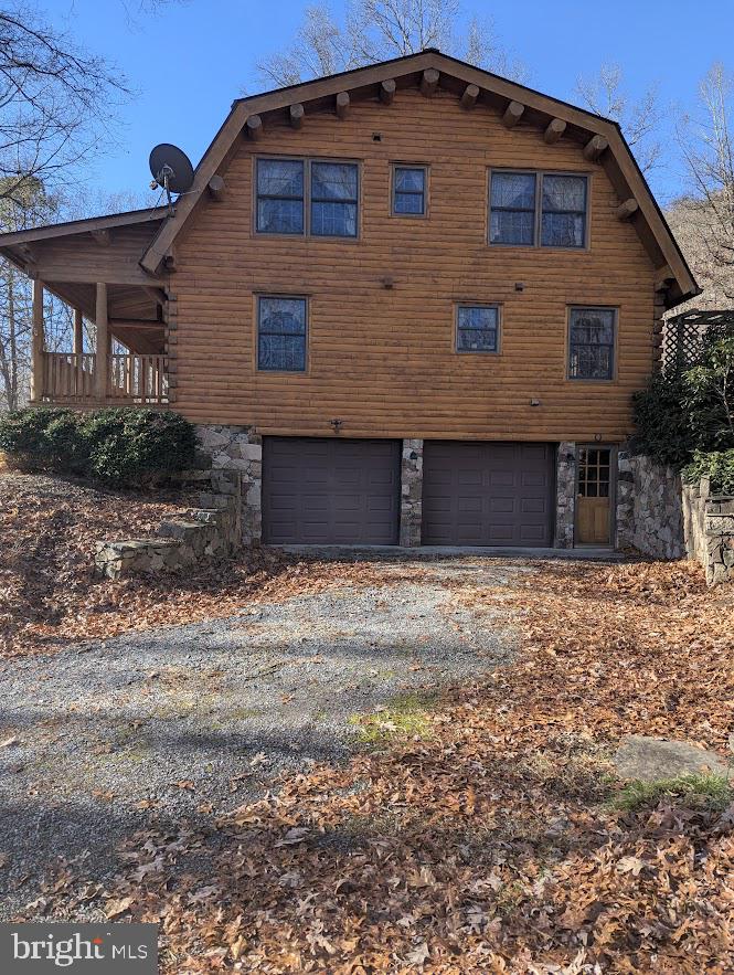 1537 Hidden Valley Rd Property Photo 4