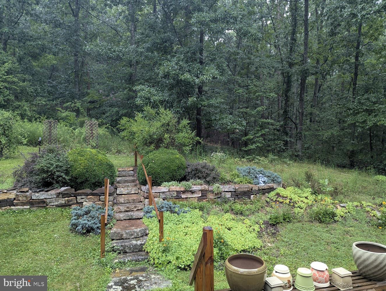 1537 Hidden Valley Rd Property Photo 10