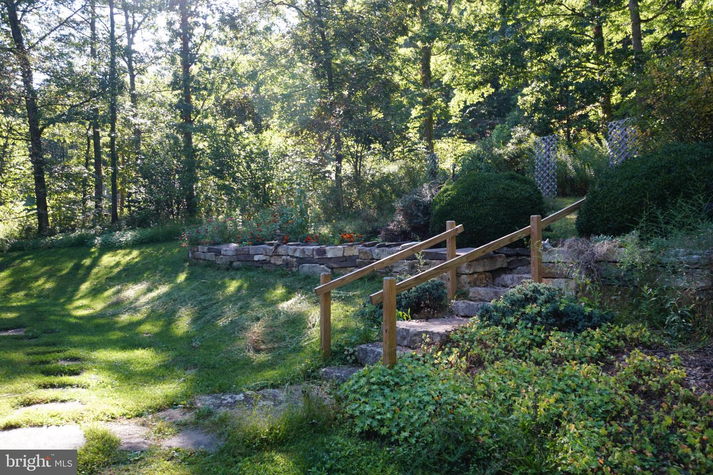 1537 Hidden Valley Rd Property Photo 15