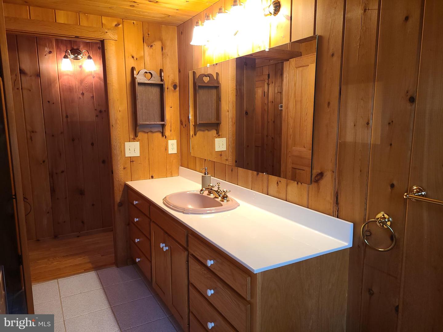 1537 Hidden Valley Rd Property Photo 31