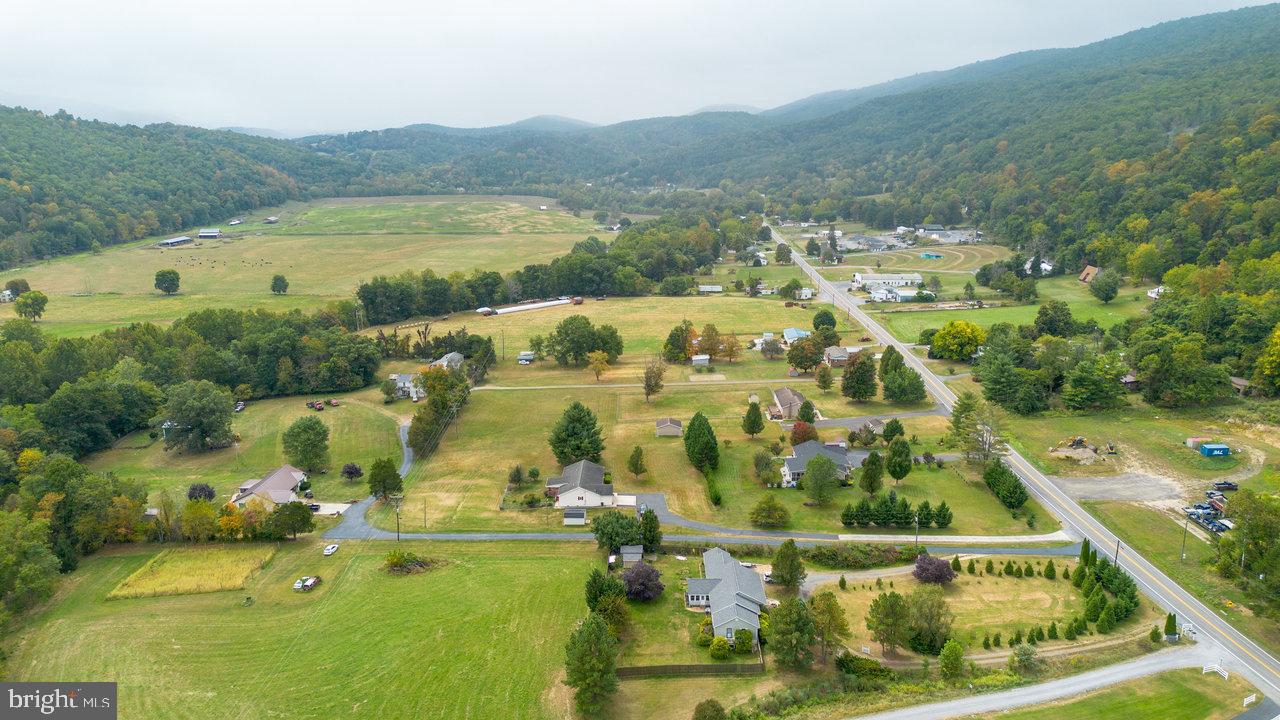 3496 Petersburg Pike Property Photo 10