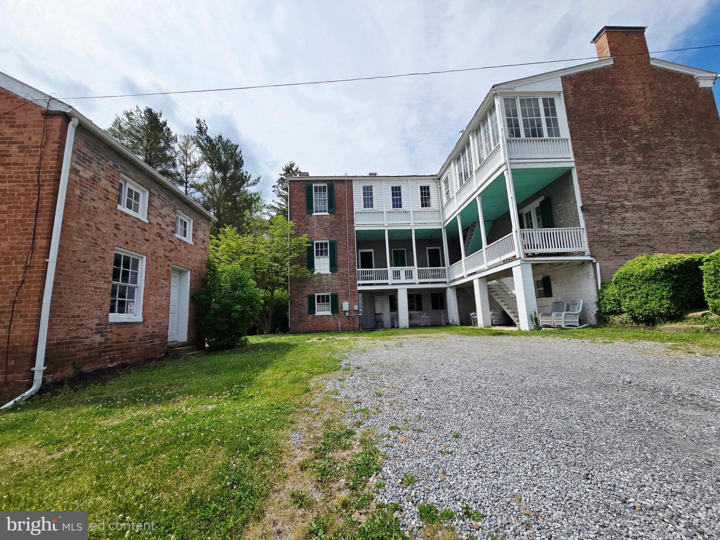 17 S Main St Property Photo 29