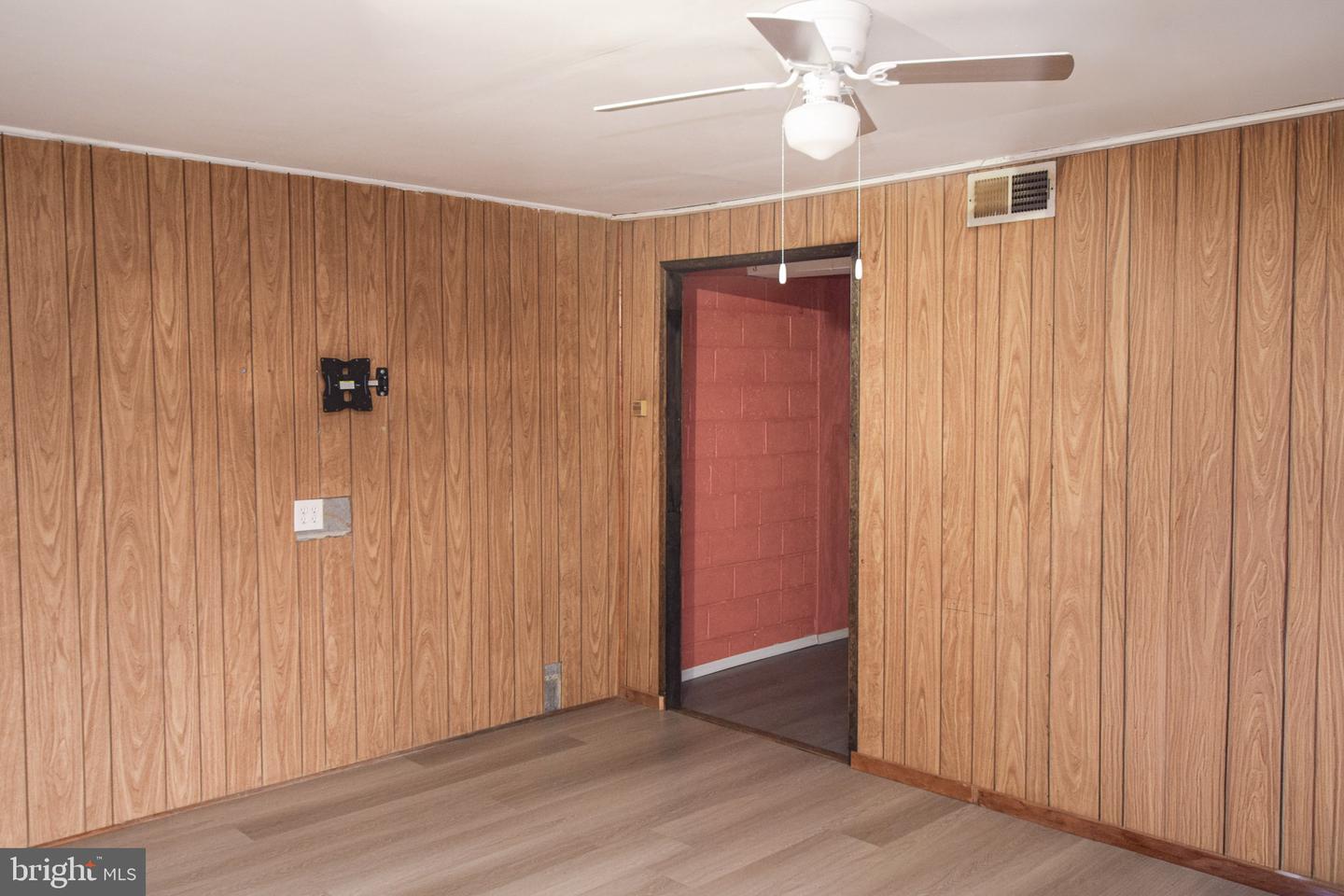 11088 Petersburg Pike Property Photo 17