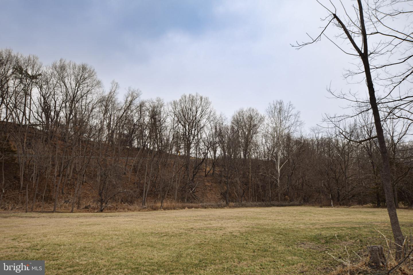 11088 Petersburg Pike Property Photo 32