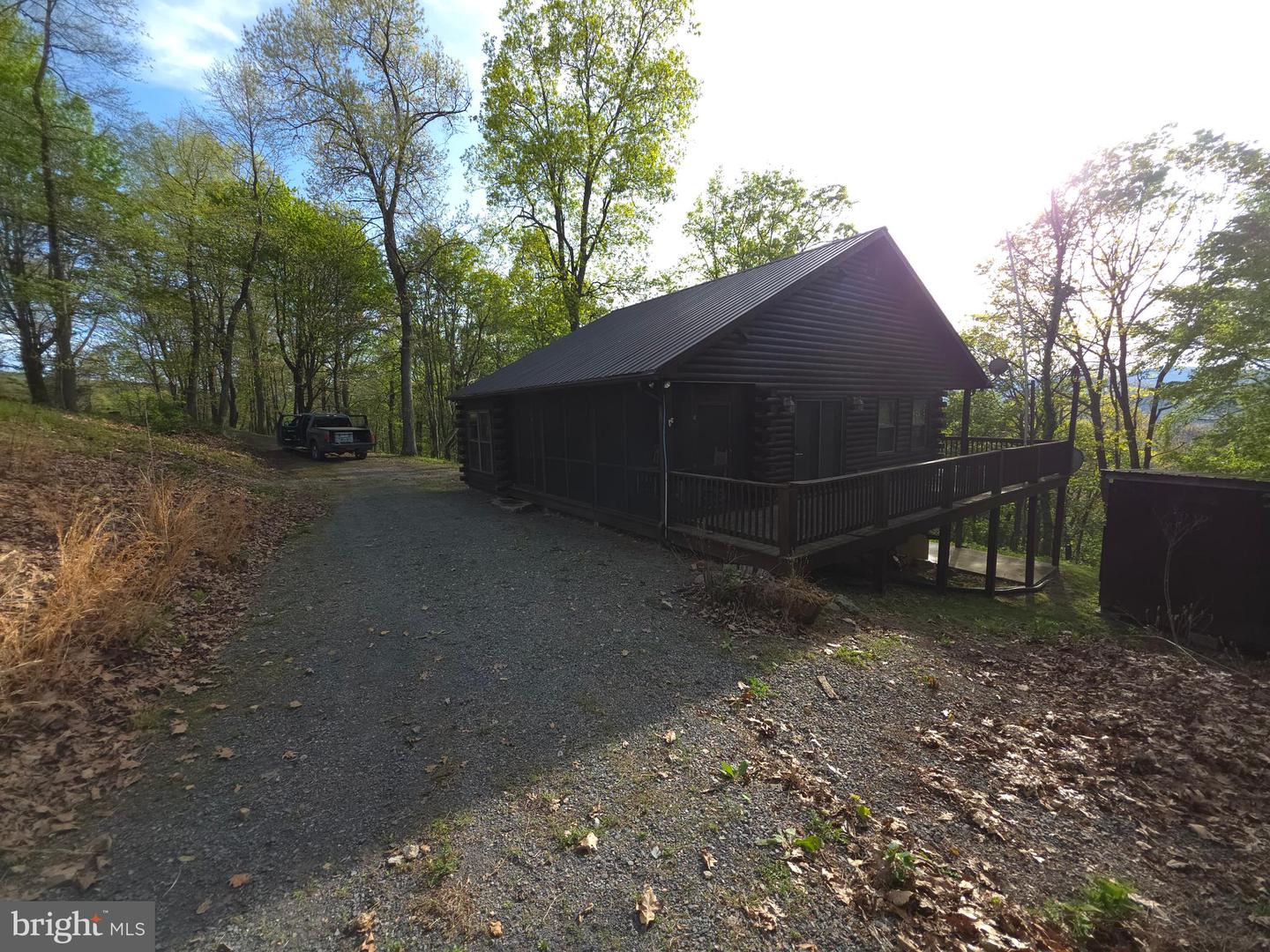 384 Scarlet Tanager Trl Property Photo 2