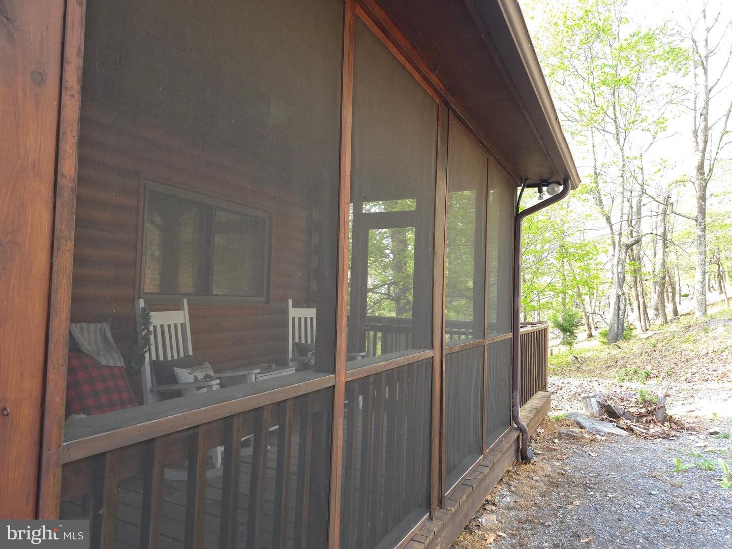 384 Scarlet Tanager Trl Property Photo 3
