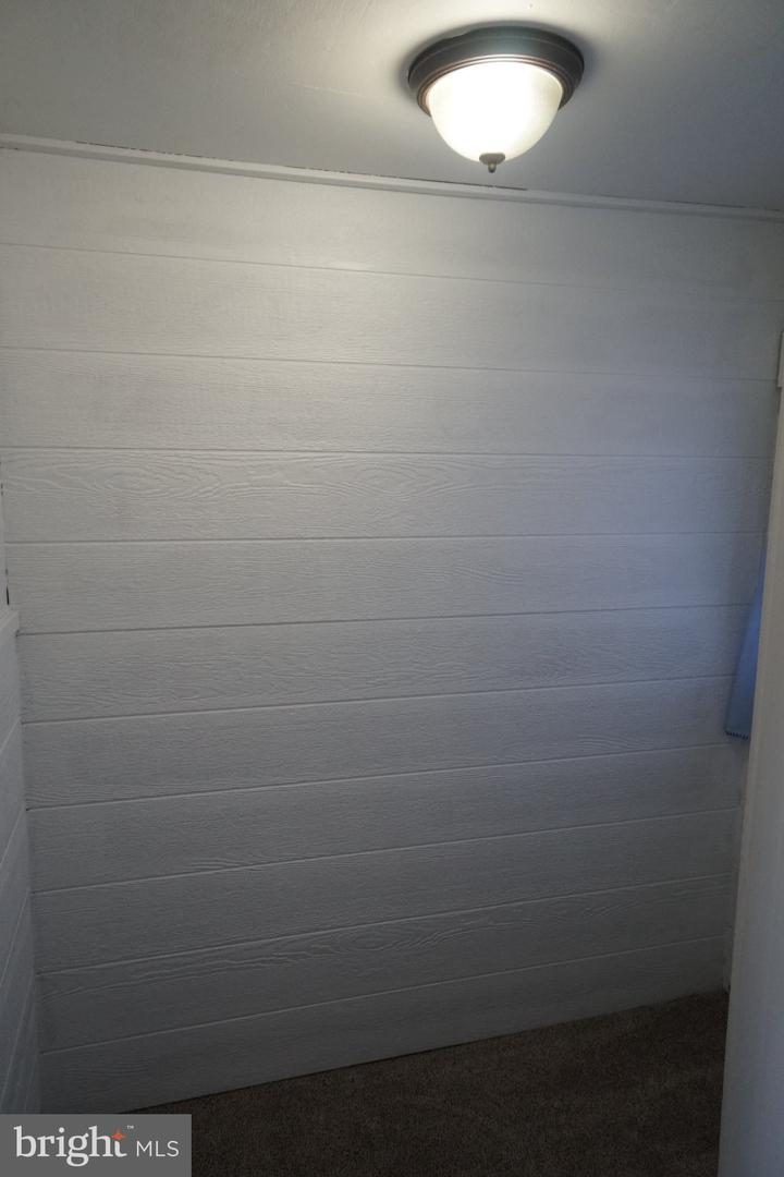 18 Spruce St Property Photo 13