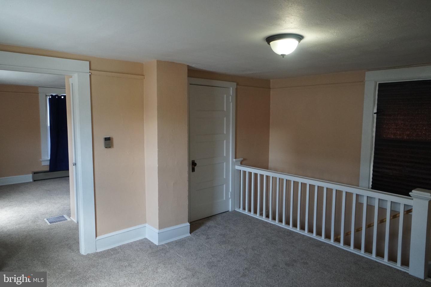 18 Spruce St Property Photo 14