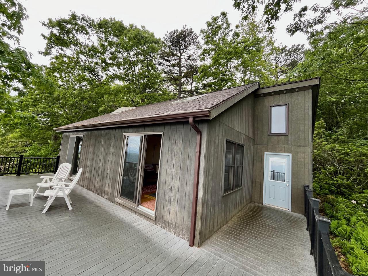 829 Kile Knob Rd Property Photo 1