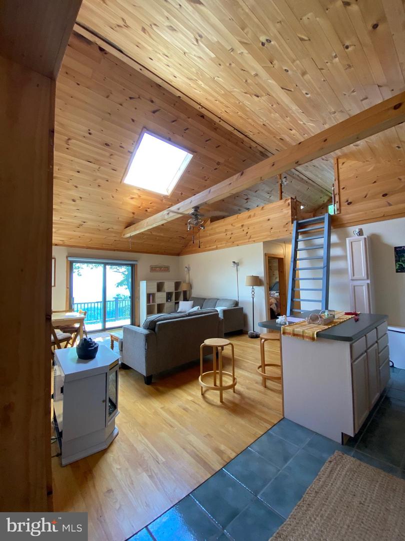 829 Kile Knob Rd Property Photo 7