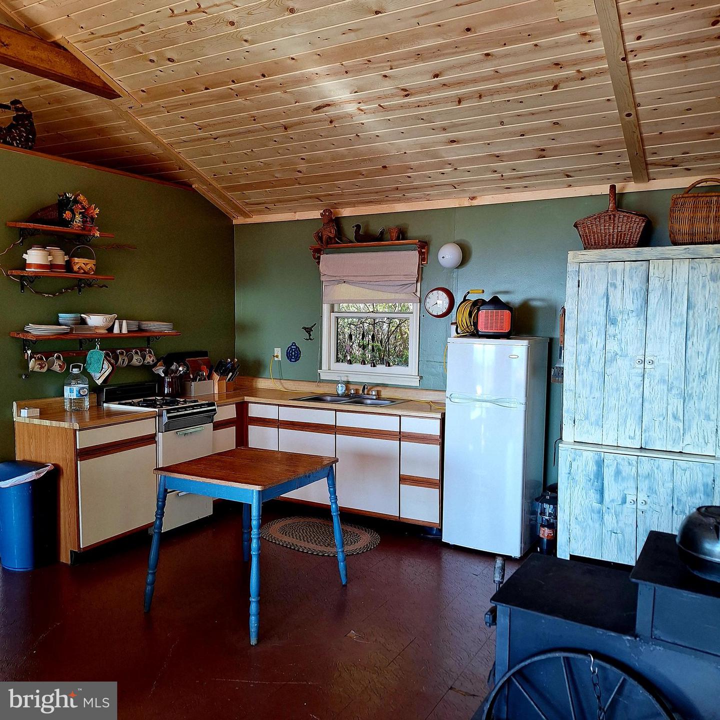 207 Lower Knob Rd Property Photo 16