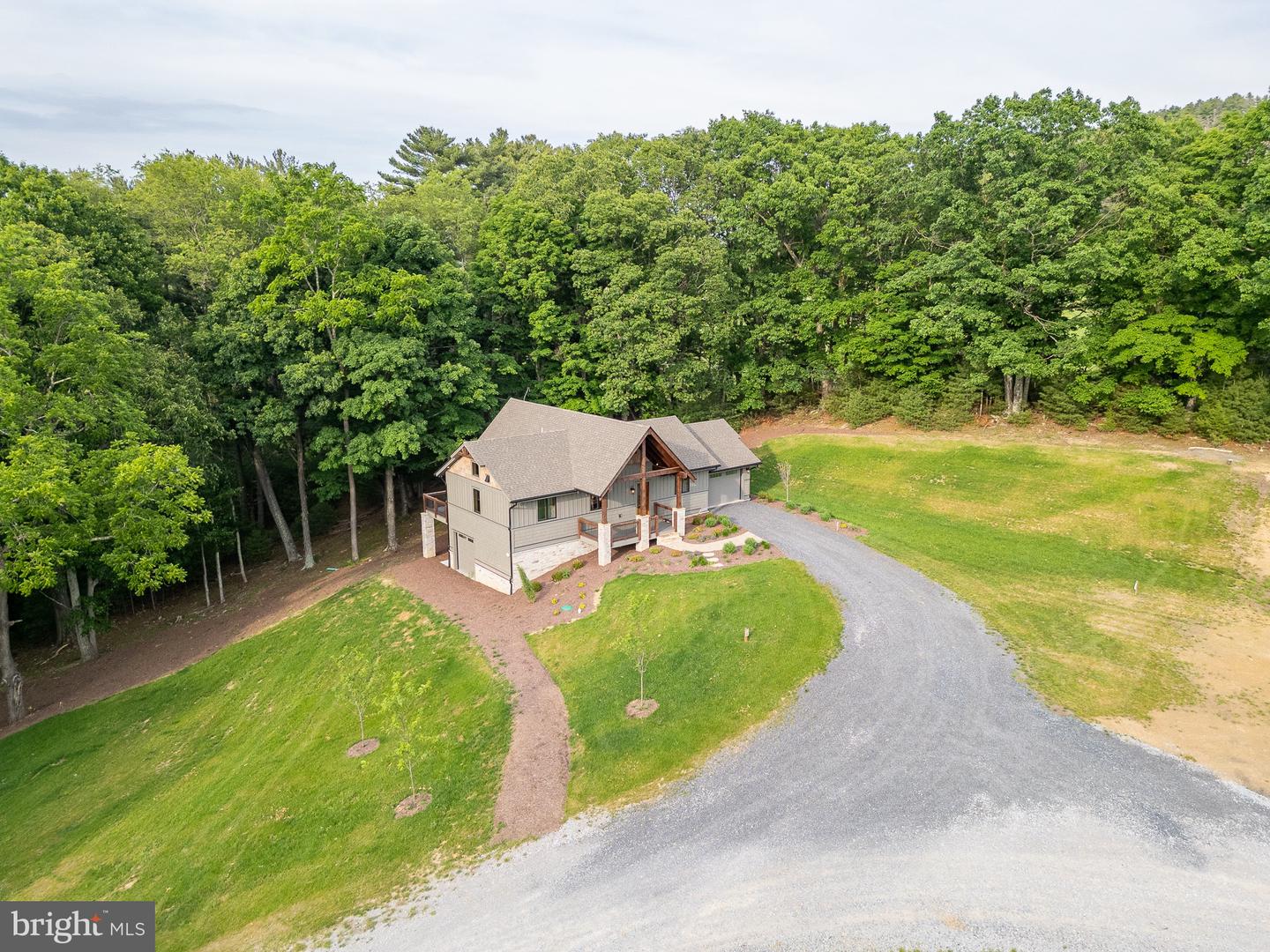 445 Eaglewood Trail Property Photo 8