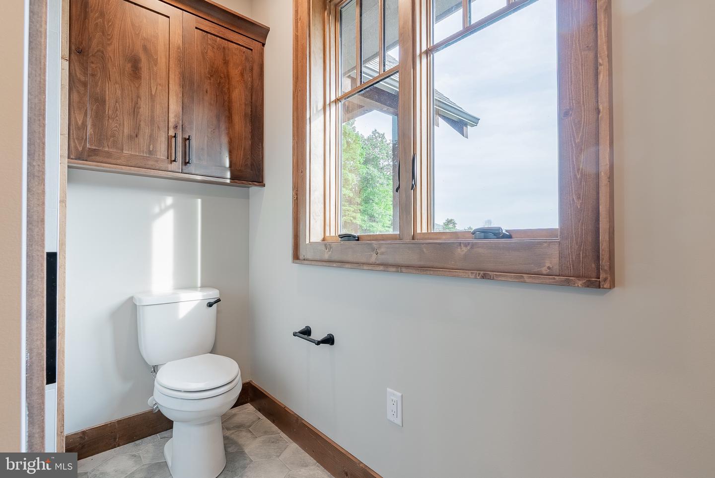 445 Eaglewood Trail Property Photo 28