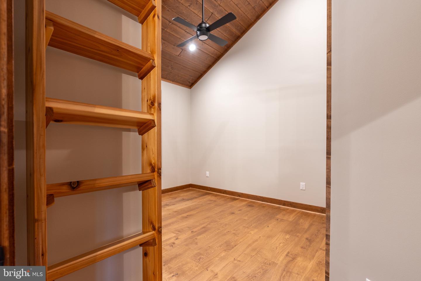 445 Eaglewood Trail Property Photo 30