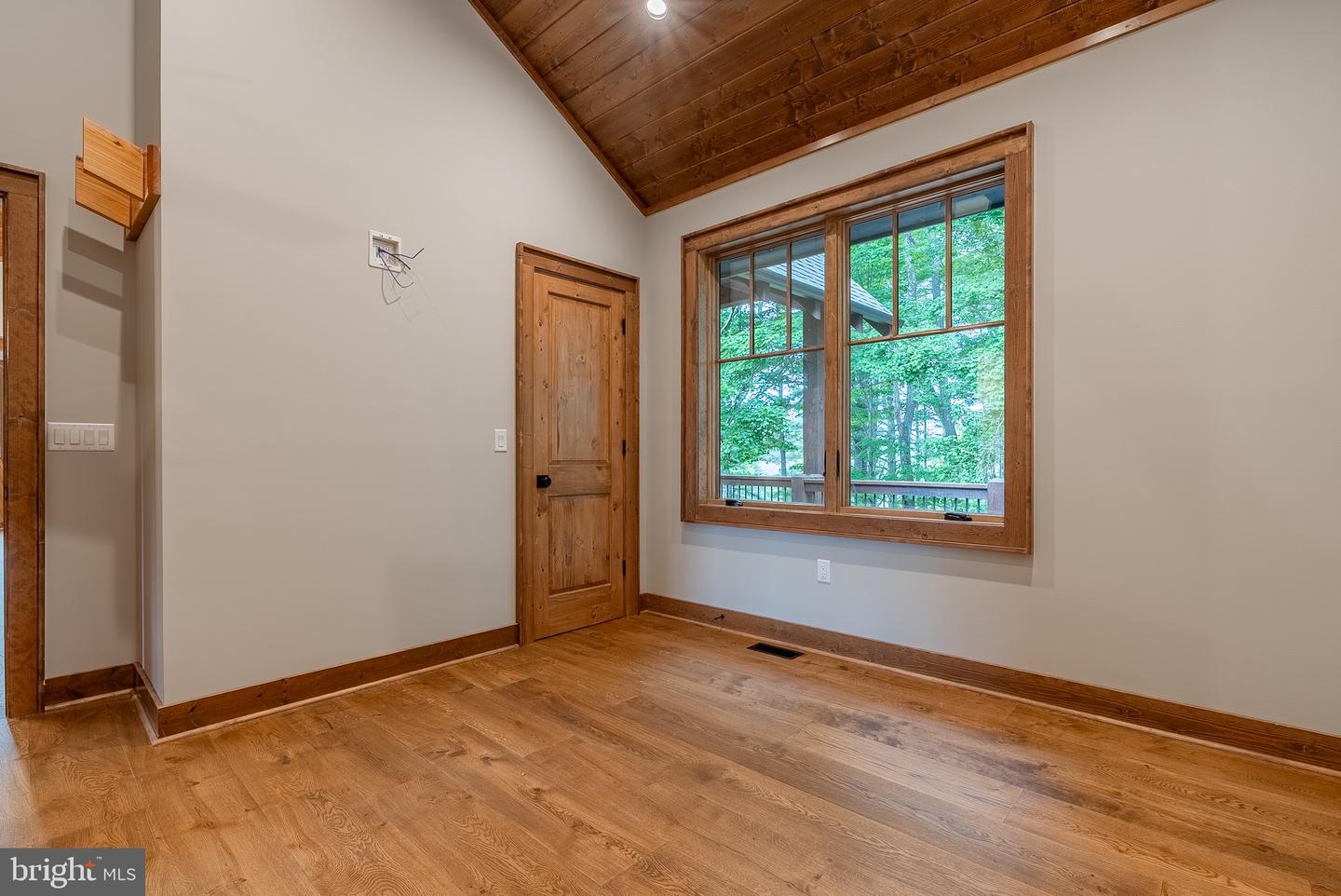 445 Eaglewood Trail Property Photo 31