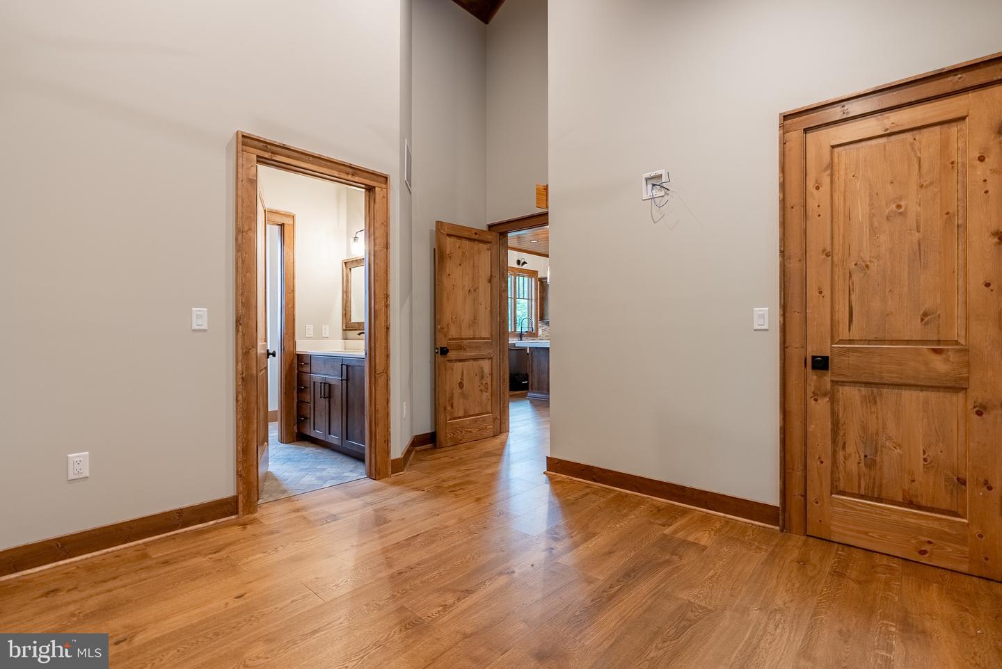 445 Eaglewood Trail Property Photo 32