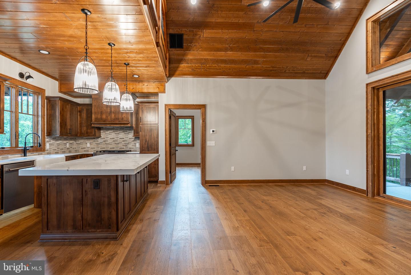 445 Eaglewood Trail Property Photo 38