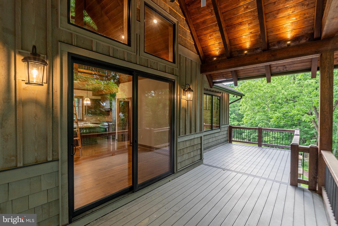 445 Eaglewood Trail Property Photo 41
