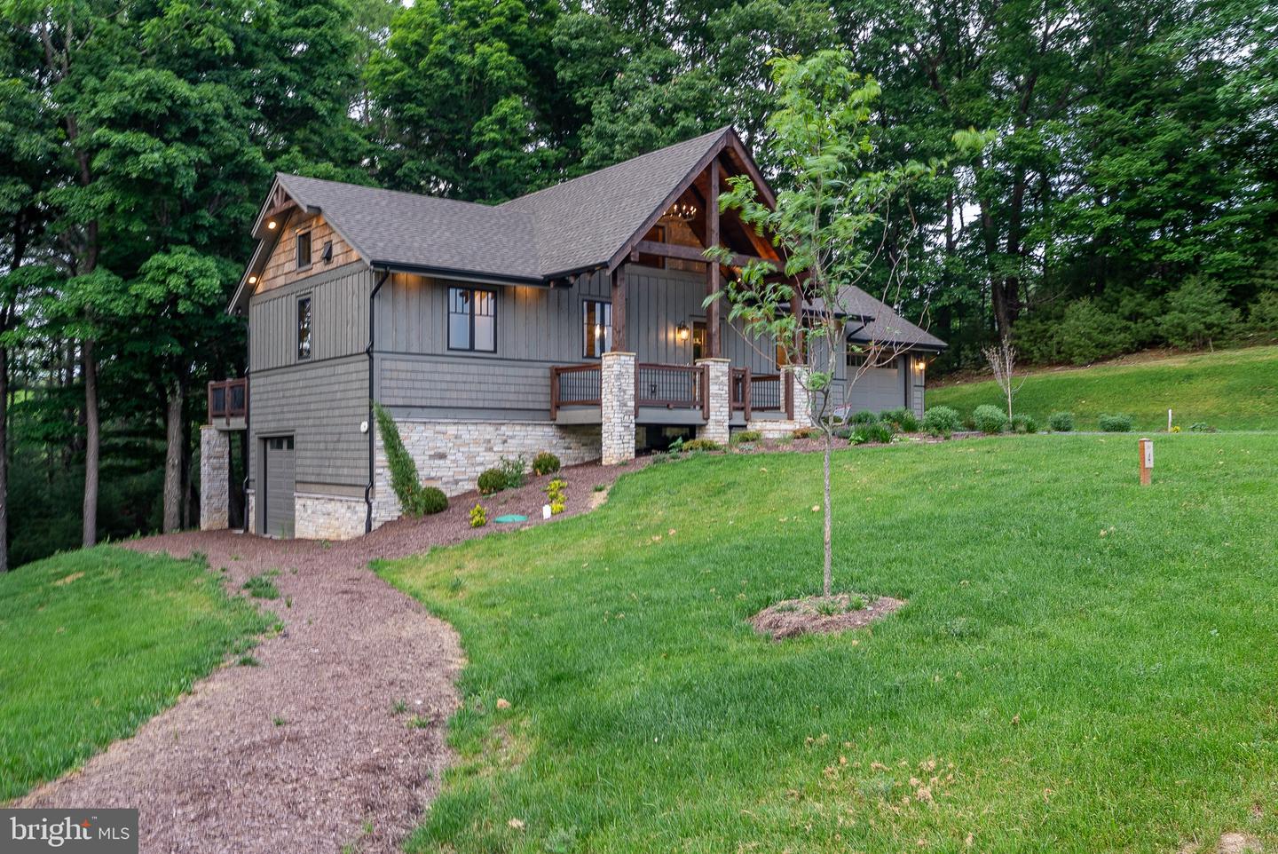 445 Eaglewood Trail Property Photo 47