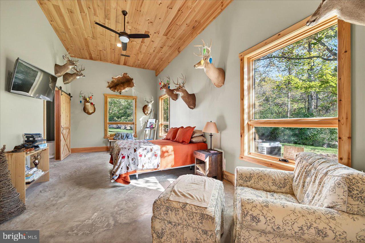 30 Polecat Hollow Blvd Property Photo 28