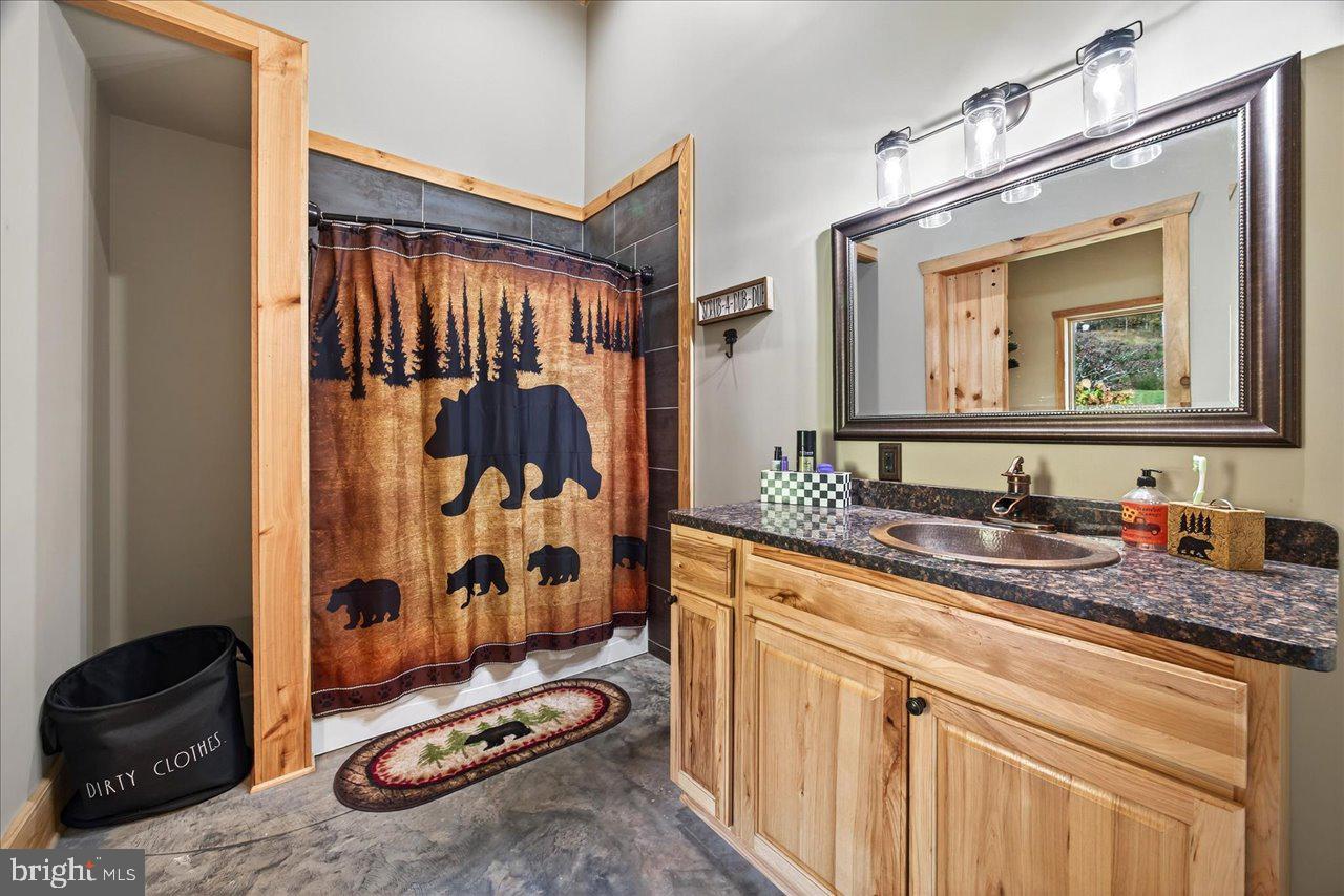 30 Polecat Hollow Blvd Property Photo 35