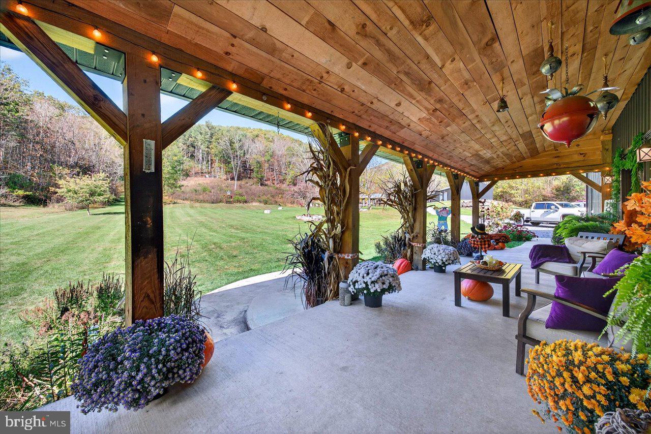 30 Polecat Hollow Blvd Property Photo 42