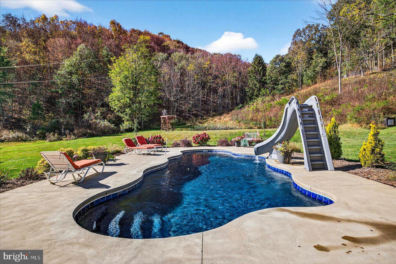 30 Polecat Hollow Blvd Property Photo 44