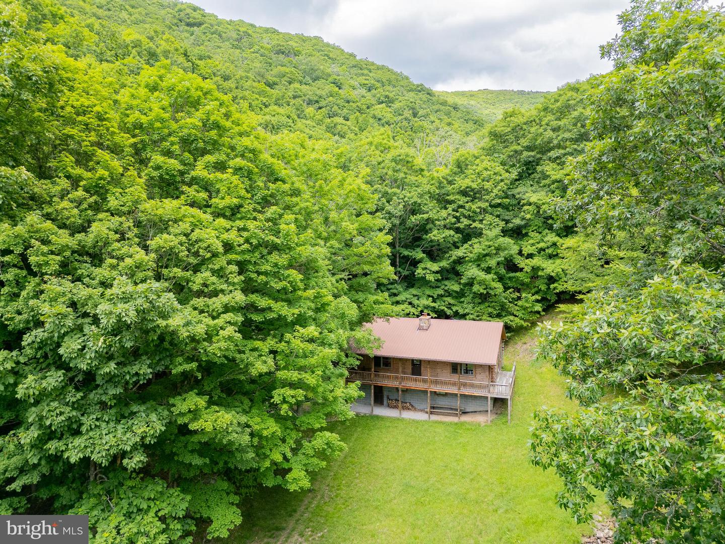 1862 Hawbush Road Property Photo 7