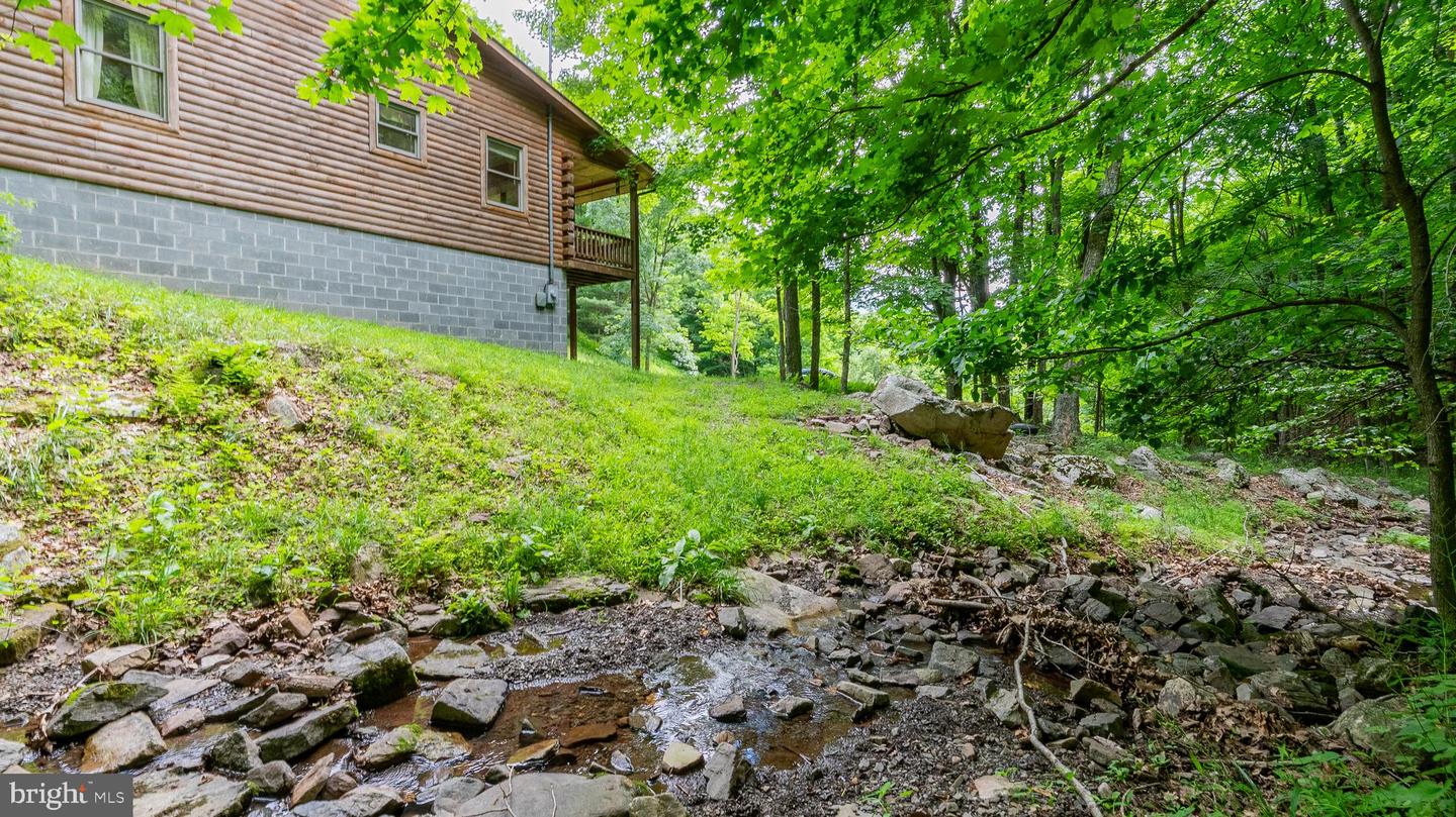 1862 Hawbush Road Property Photo 10