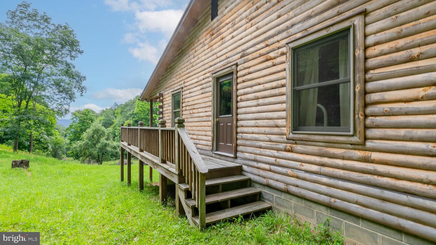 1862 Hawbush Road Property Photo 11