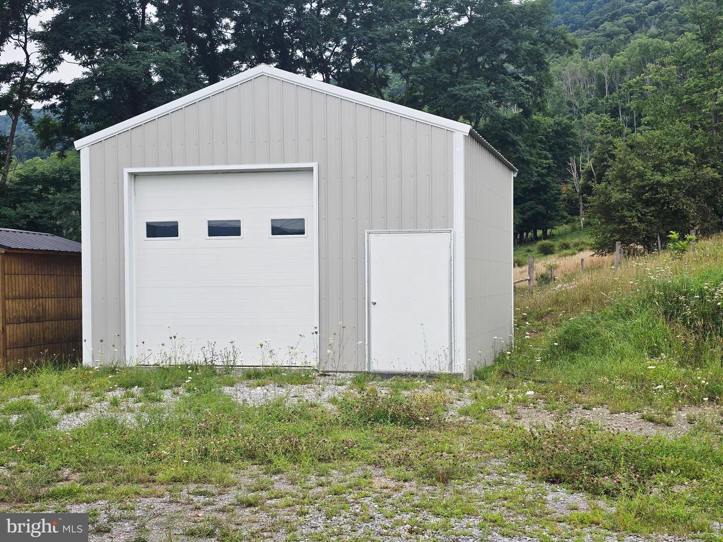 9848 Lower Timber Ridge Rd Property Photo 21