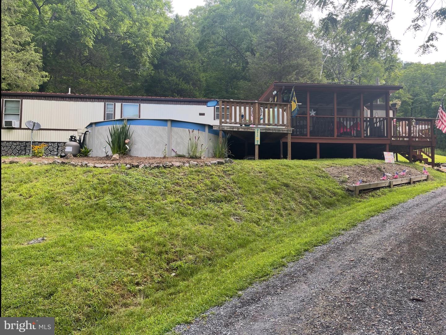 147 Day Owens Dr Property Photo 1