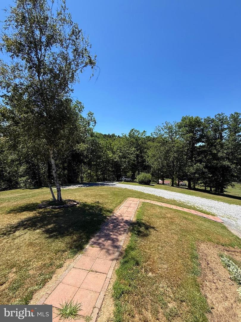 1829 Mozer Rd Property Photo 4